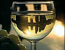 wine_white_glass.jpg