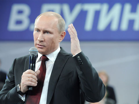 Путин призвал оппозицию подчиняться большинству