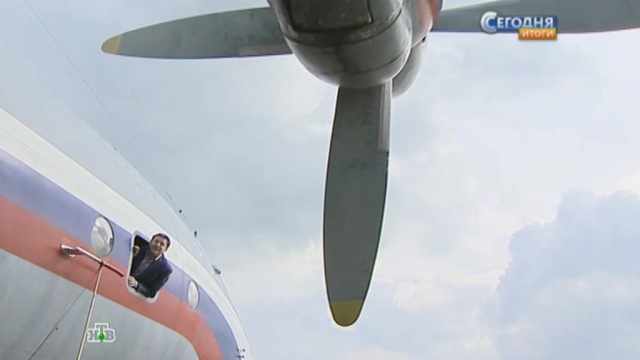 Ведущий НТВ проник в самолет для разгона облаков