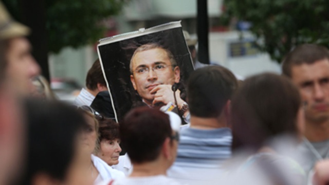 Митинг сторонников Ходорковского на Арбате закончился задержаниями