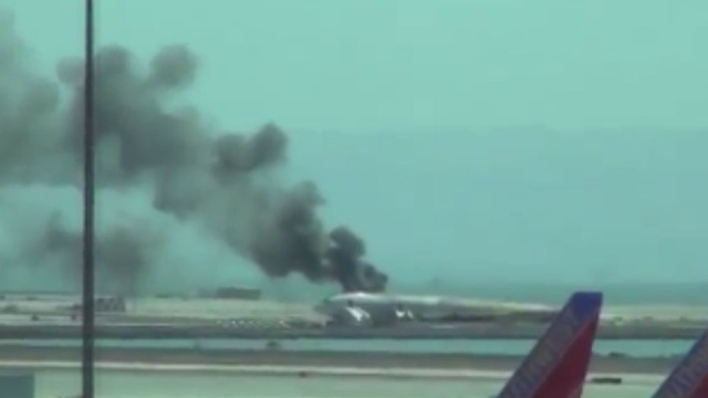 Катастрофу Boeing 777 в Сан-Франциско сняли на видео