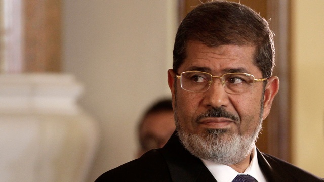 Мурси и его сторонников обвинили в государственной измене 
