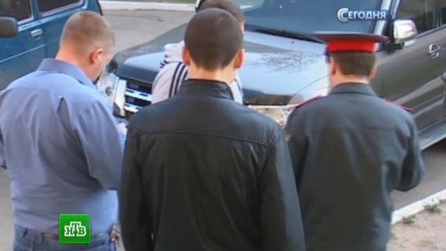 В Москве водитель нашел под машиной бомбу, разобрал и увез с собой