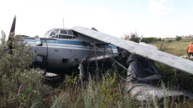 Самолет Ан-2 в Ростовской области рухнул из-за отказа двигателя