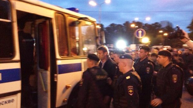 Навального приглашали в полицию 