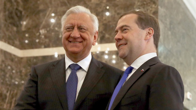 Медведев сможет лично спросить белорусского премьера о задержании гостя из 