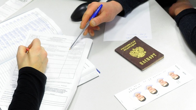 Иностранцам запретят отбирать у детей из России гражданство
