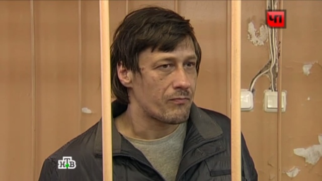 Неуравновешенного жителя Подмосковья арестовали за изрезанного полицейского