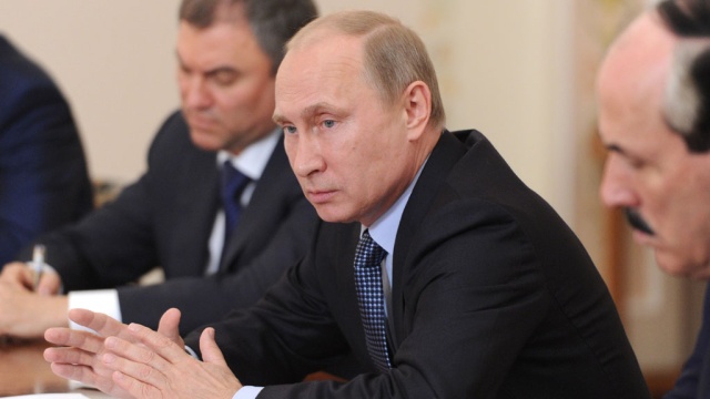 Путин одобрил проект заморозки тарифов с 2014 года