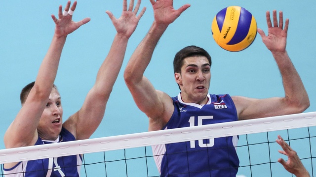 Россияне начали ЧЕ по волейболу с неожиданного поражения