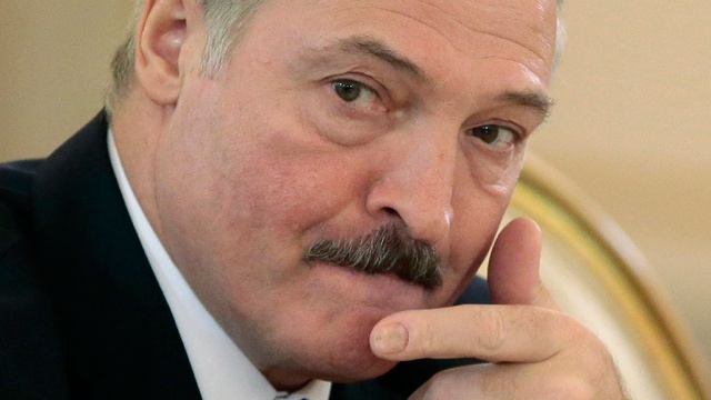 Лукашенко рассказал, почему выпустили из СИЗО главу 