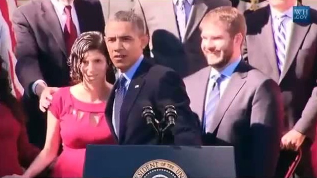 Речь Барака Обамы довела беременную женщину до обморока: видео