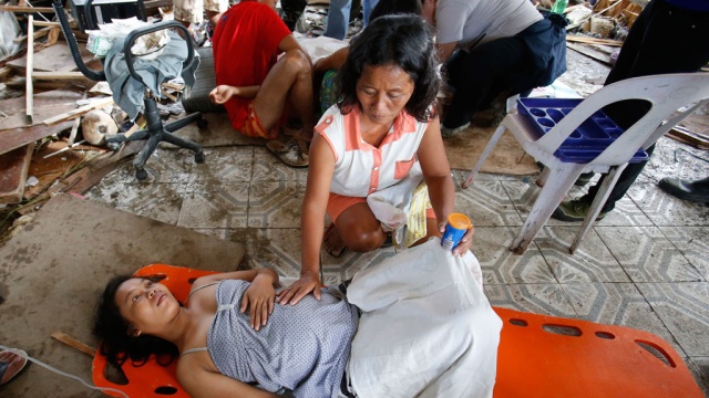 Филиппины подтвердили гибель 942 человек от тайфуна 