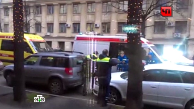 Сотрудники московского ресторана спасли от расправы мужчину с простреленной головой