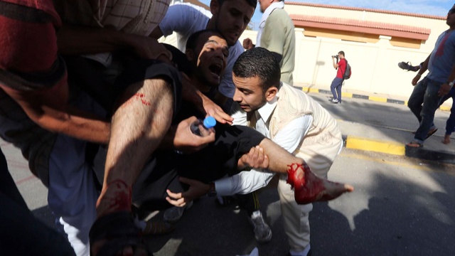 Жертвами расстрела мирной демонстрации в Триполи стали 22 человека