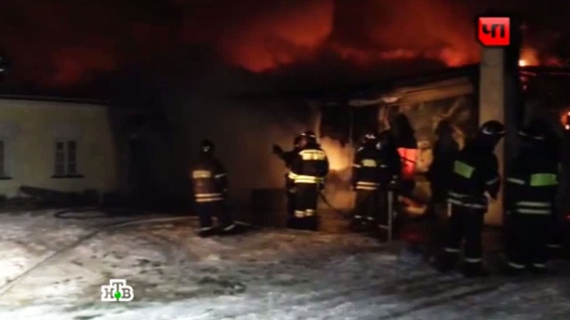 Погибшие в Кузьминках пожарные успели спасти работников горящего склада