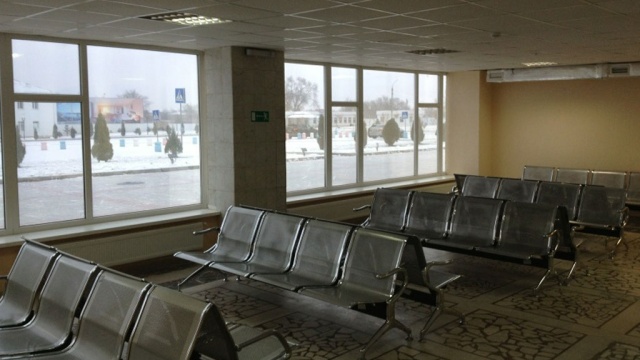 Снегопад привел к задержке рейсов в астраханском аэропорту 