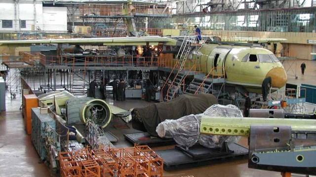 После крушения Ан-12 прокуратура проверит Иркутский авиазавод 