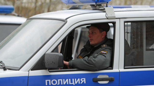 Волгоградские полицейские подстрелили дебошира с ножом