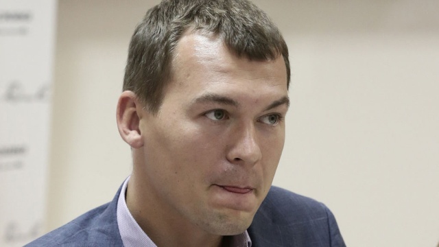 Депутат-жириновец передумал запрещать доллары в России