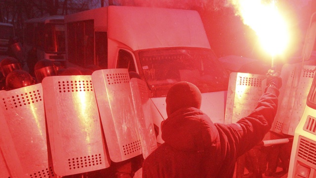 Украинским бунтарям грозит 15 лет тюрьмы за побоище в центре Киева