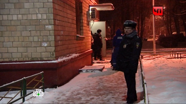В подъезде дома в Бирюлёве найдена убитая и изнасилованная девушка 