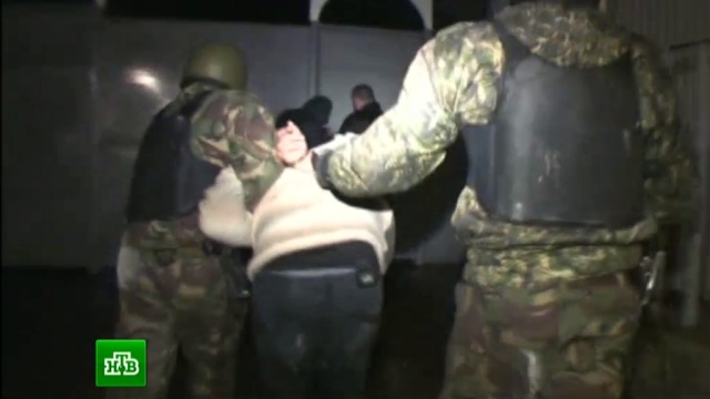 В Москве полицейские подбросили героин и избили мужчину