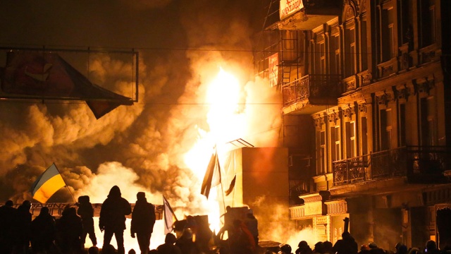 МВД Украины: протестующие в Киеве готовятся использовать напалм