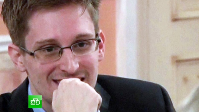 Глава АНБ призвал Сноудена вернуть украденные секретные документы