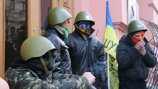 Захватчики-оппозиционеры покинули здание Львовской обладминистрации