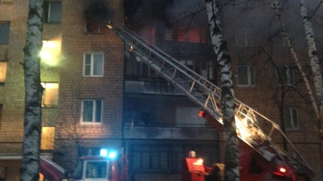 В жилом доме в Королёве выгорели балконы на четырех этажах