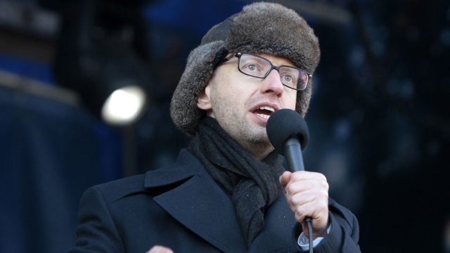 Яценюк: украинская оппозиция попросила денег у Запада