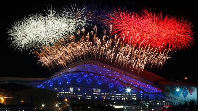 В Сочи началась церемония открытия Олимпиады и прозвучал гимн России