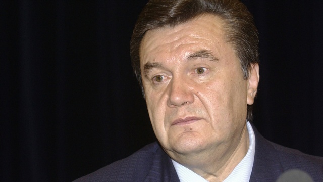 Медведев: авторитет Януковича 