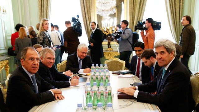 Лавров заявил о продолжении дискуссий по Украине с западными партнерами