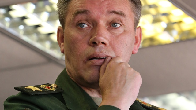 Глава Генштаба РФ рассказал командующему ОВС НАТО о силах самообороны Крыма 