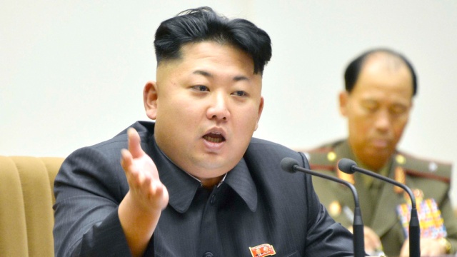 Северокорейскую молодежь решили подстричь 