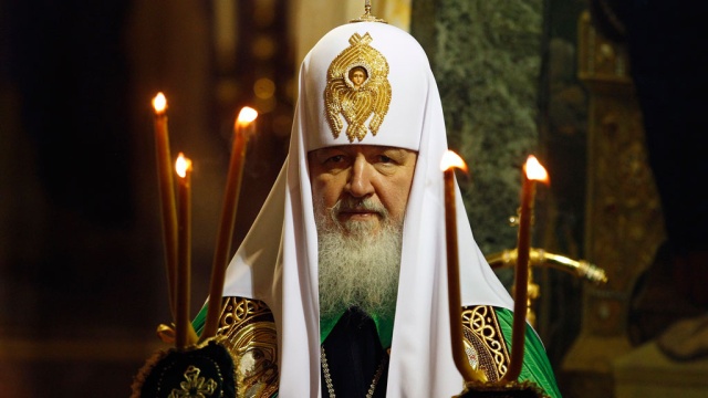 Президент Латвии просит патриарха Кирилла не приезжать в страну