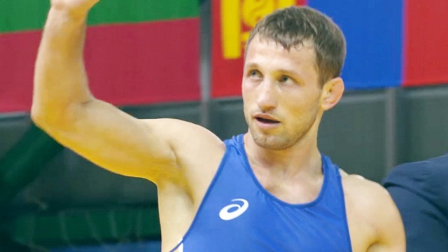 Россиянин Куйлаков завоевал бронзу на чемпионате Европы по борьбе