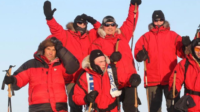 Российские подростки преодолели 180 км и покорили Северный полюс