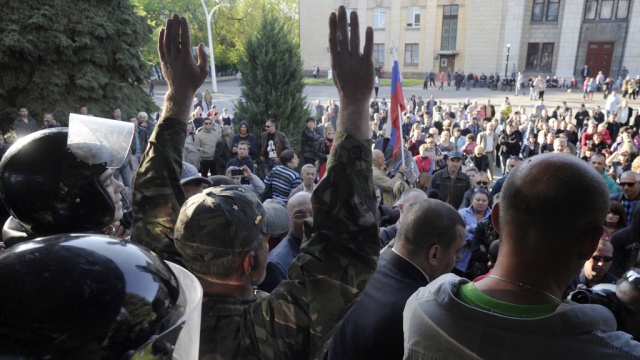 В Донецке готовы к переговорам с Киевом, но не верят его словам
