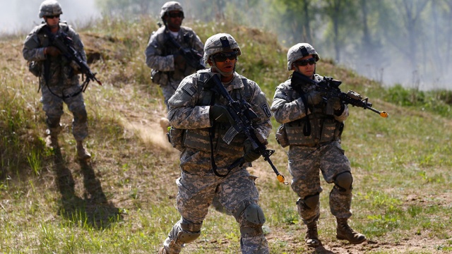 США решили отложить военные учения на Украине 