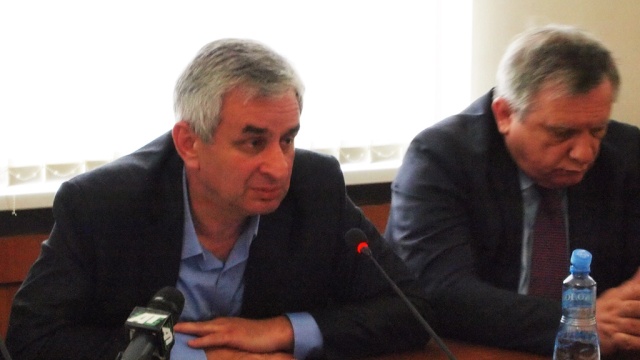 Оппозиция взяла на себя временное руководство Абхазией