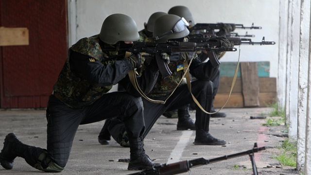 Премьер ДНР сообщил о расстреле раненых ополченцев в Красном Лимане
