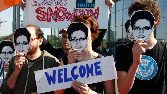 В Германии Сноудену присудили престижную премию 