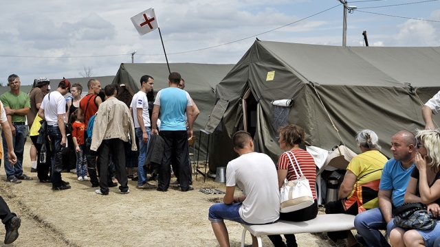 Лагерь беженцев в Ростовской области переносят подальше от российско-украинской границы