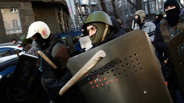 Суд в Киеве отпустил подозреваемого в нападении на российских журналистов