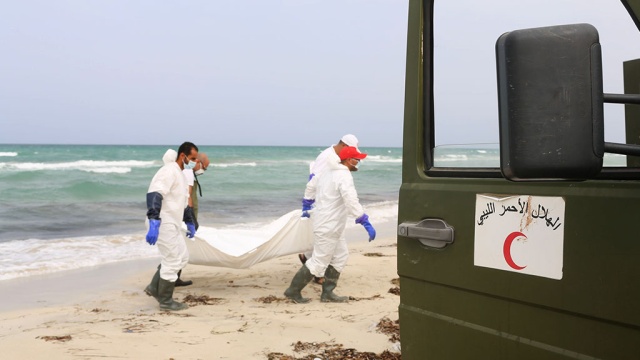 На пляже в Ливии нашли 40 мертвых мигрантов
