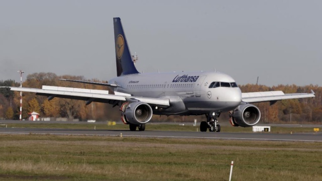  Lufthansa        