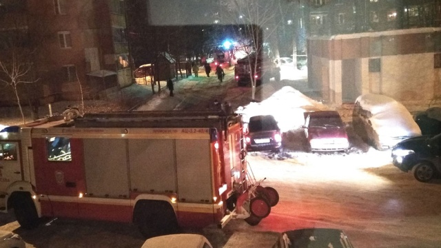 МЧС: при пожаре в подмосковном Одинцове пострадали шестеро детей